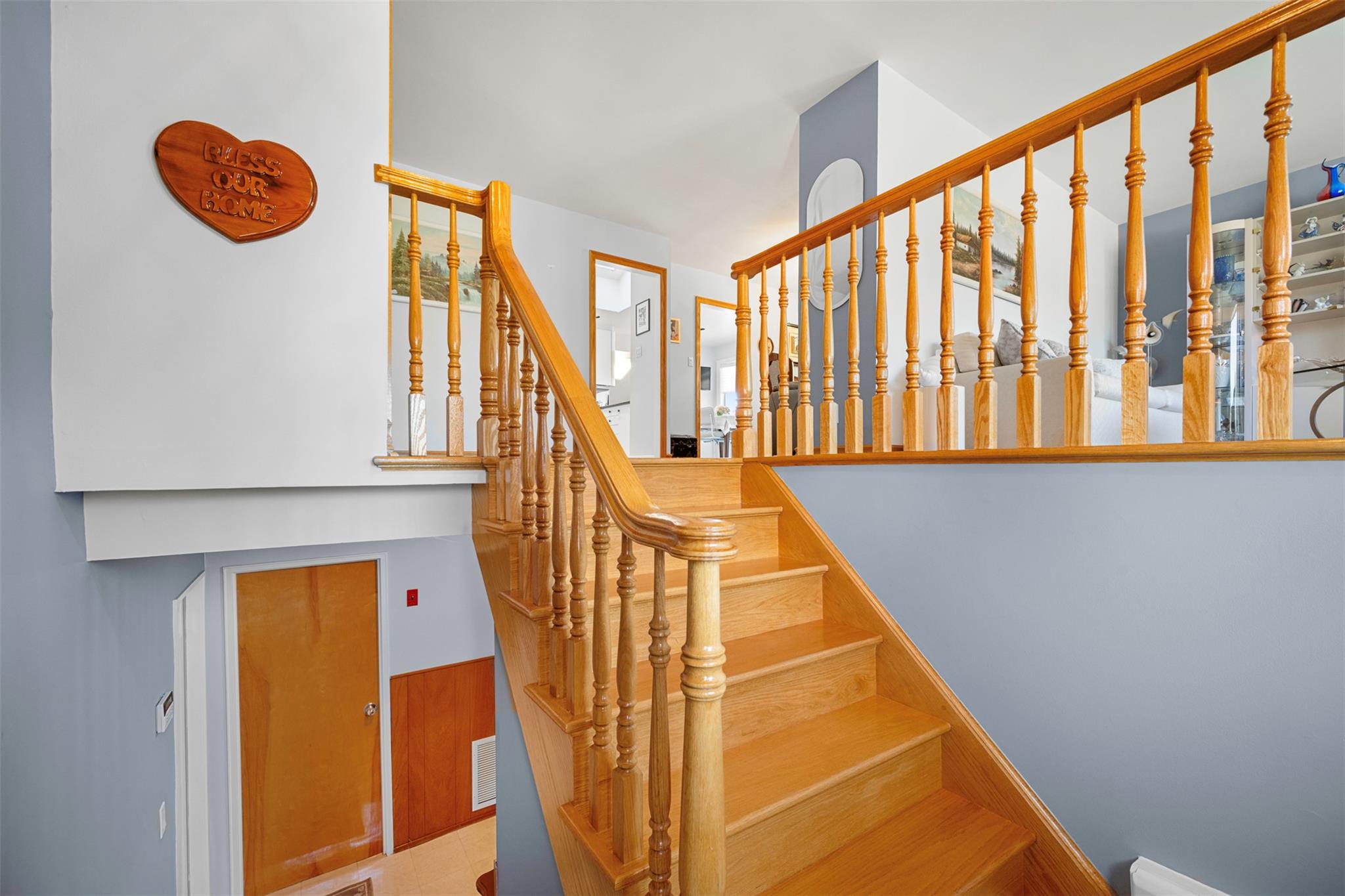 70 Monterey Drive, Manhasset Hills, New York image 5