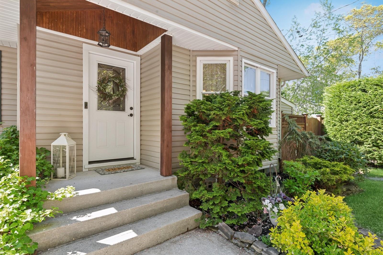 176 Church Drive, Mastic Beach, New York image 23