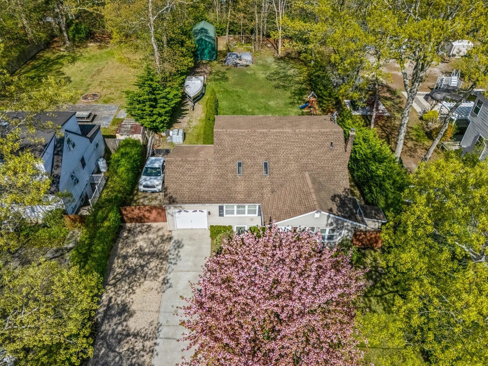176 Church Drive, Mastic Beach, New York image 32