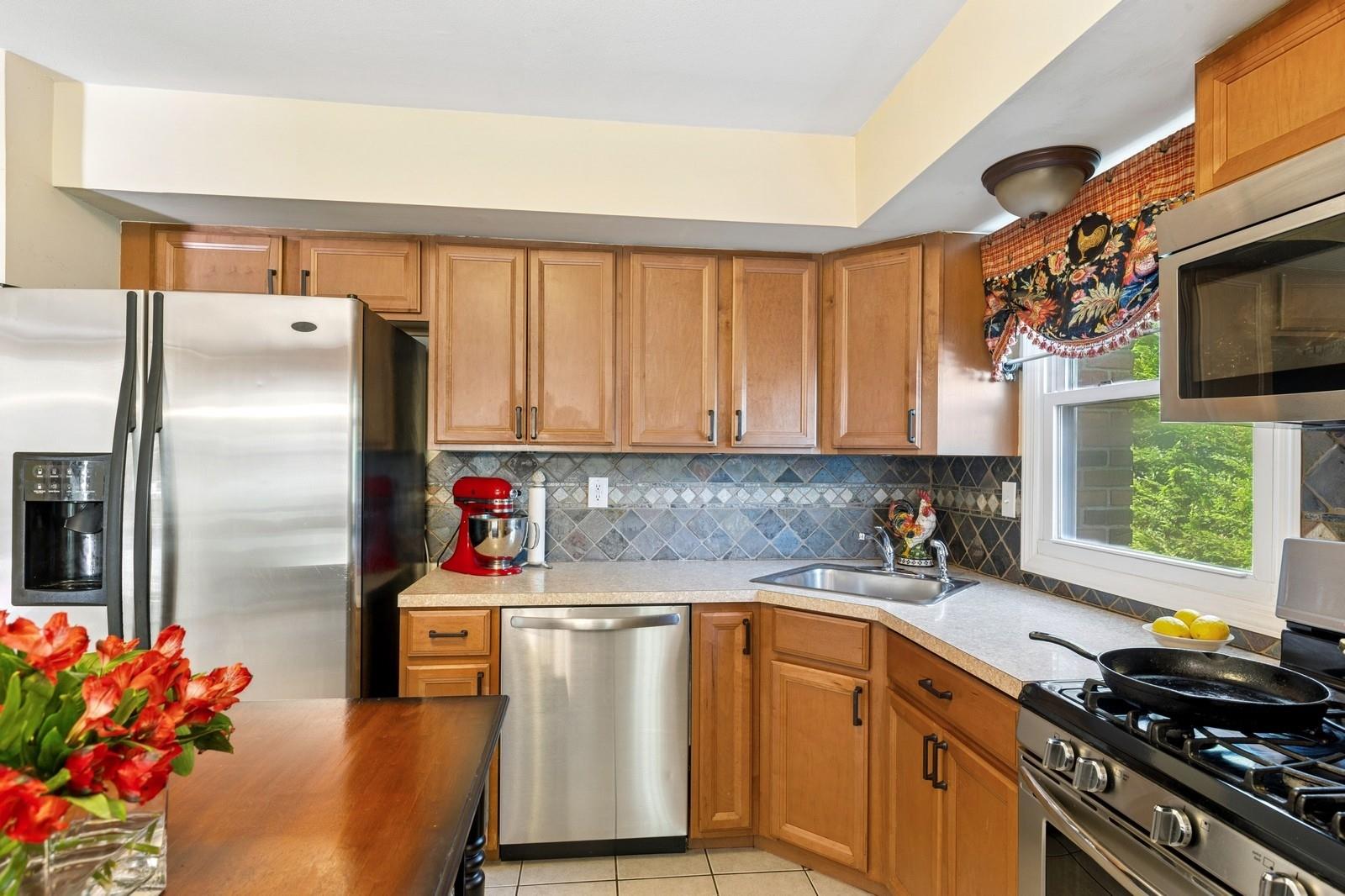 176 Church Drive, Mastic Beach, New York image 6