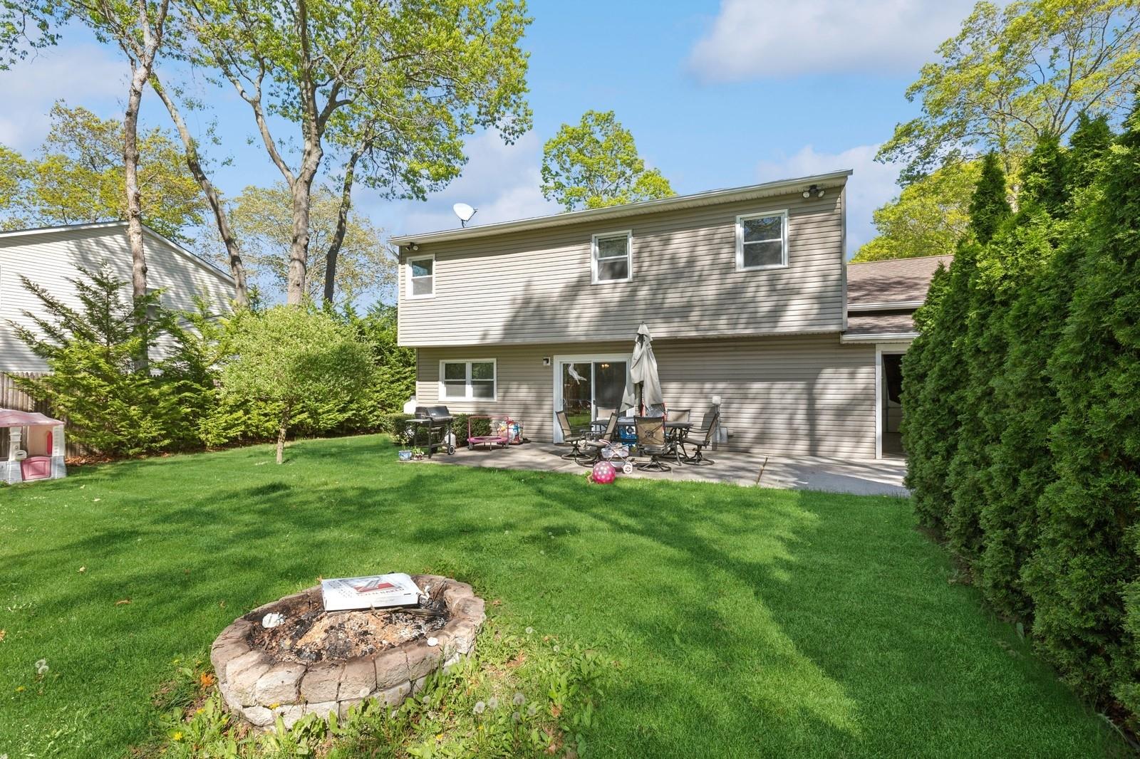 176 Church Drive, Mastic Beach, New York image 28