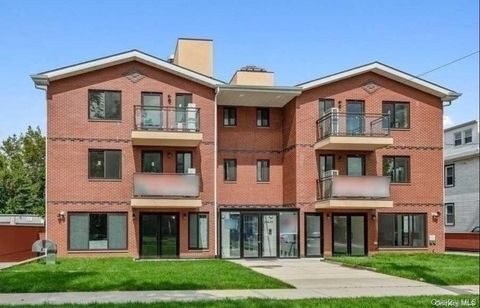 214-11 35th Avenue C9 Bayside NY 11361