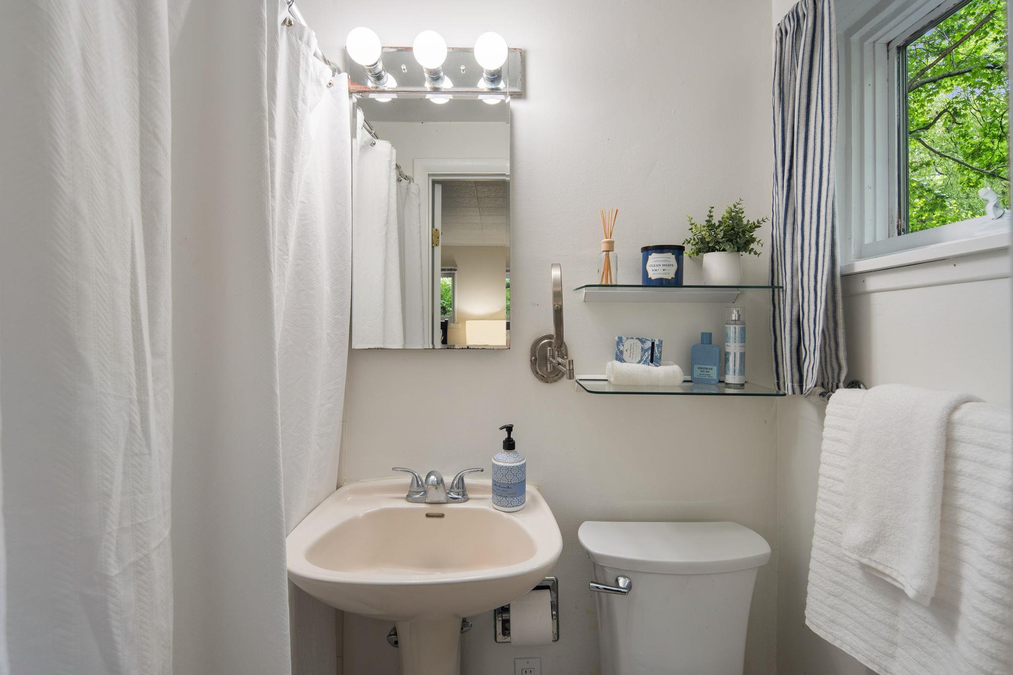 15 Riverview Farm Road, Ossining, New York image 21