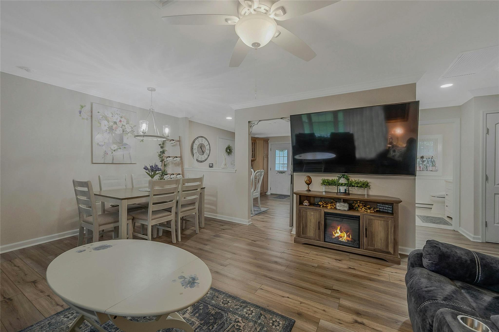 29 Trent Court #B, Ridge, New York image 13