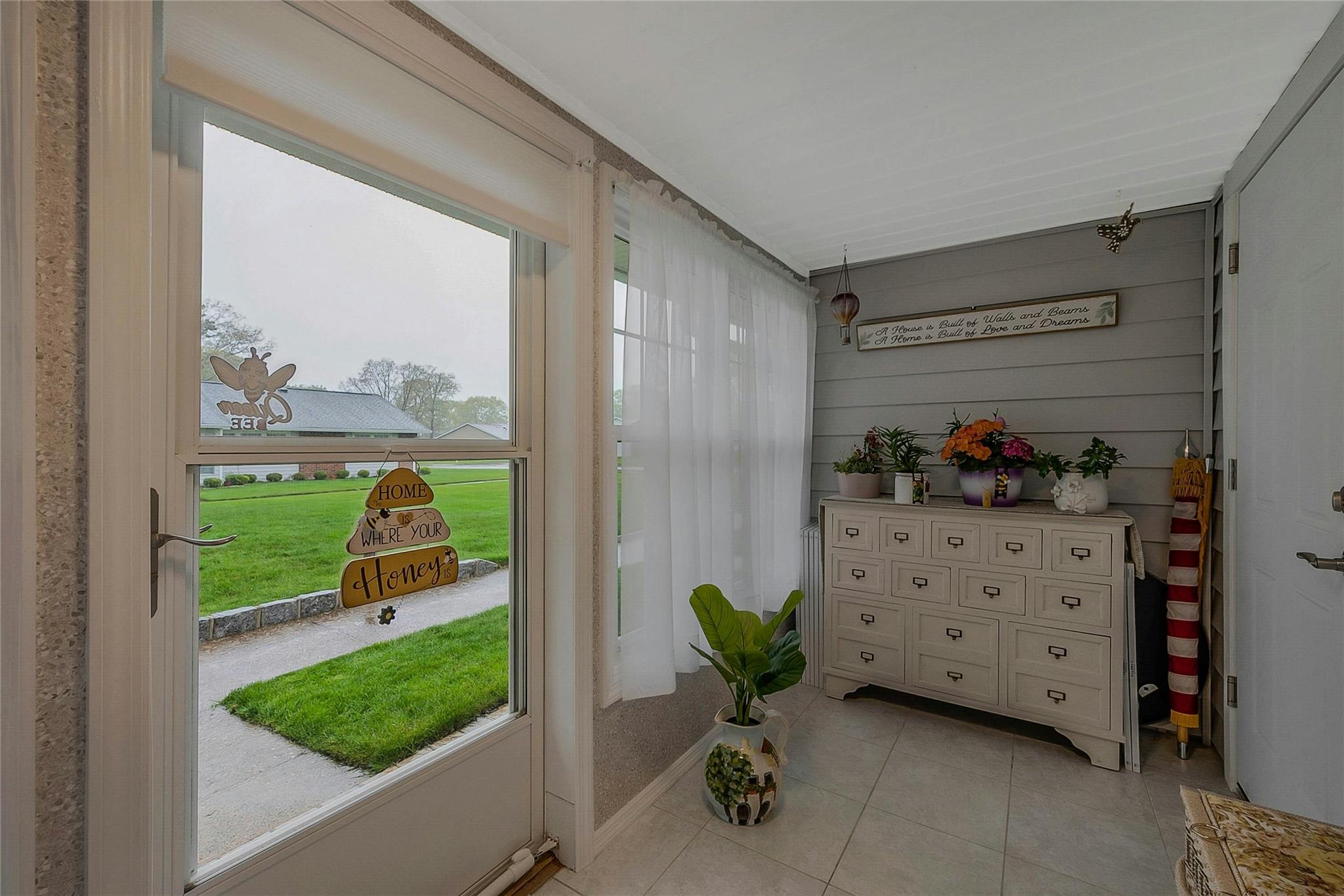 29 Trent Court #B, Ridge, New York image 31
