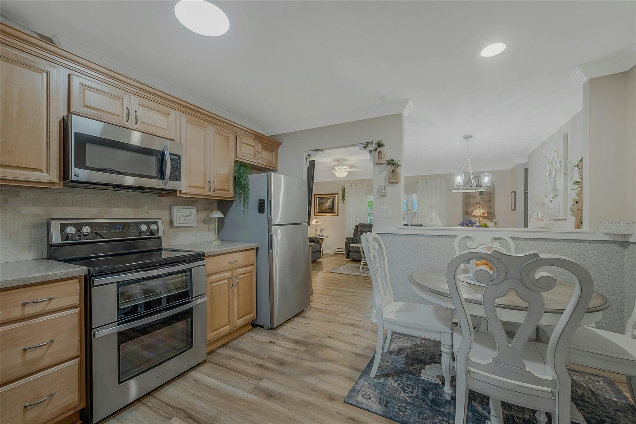 29 Trent Court #B, Ridge, New York image 23