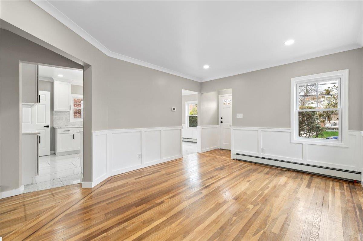 238-26 116th Road, Elmont, New York image 3