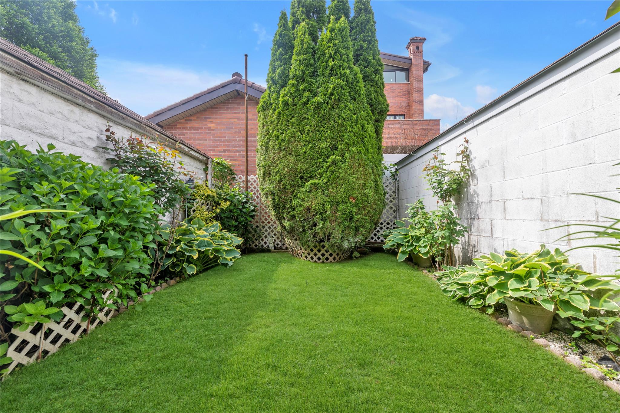149-32 18th Avenue, Whitestone, New York image 19