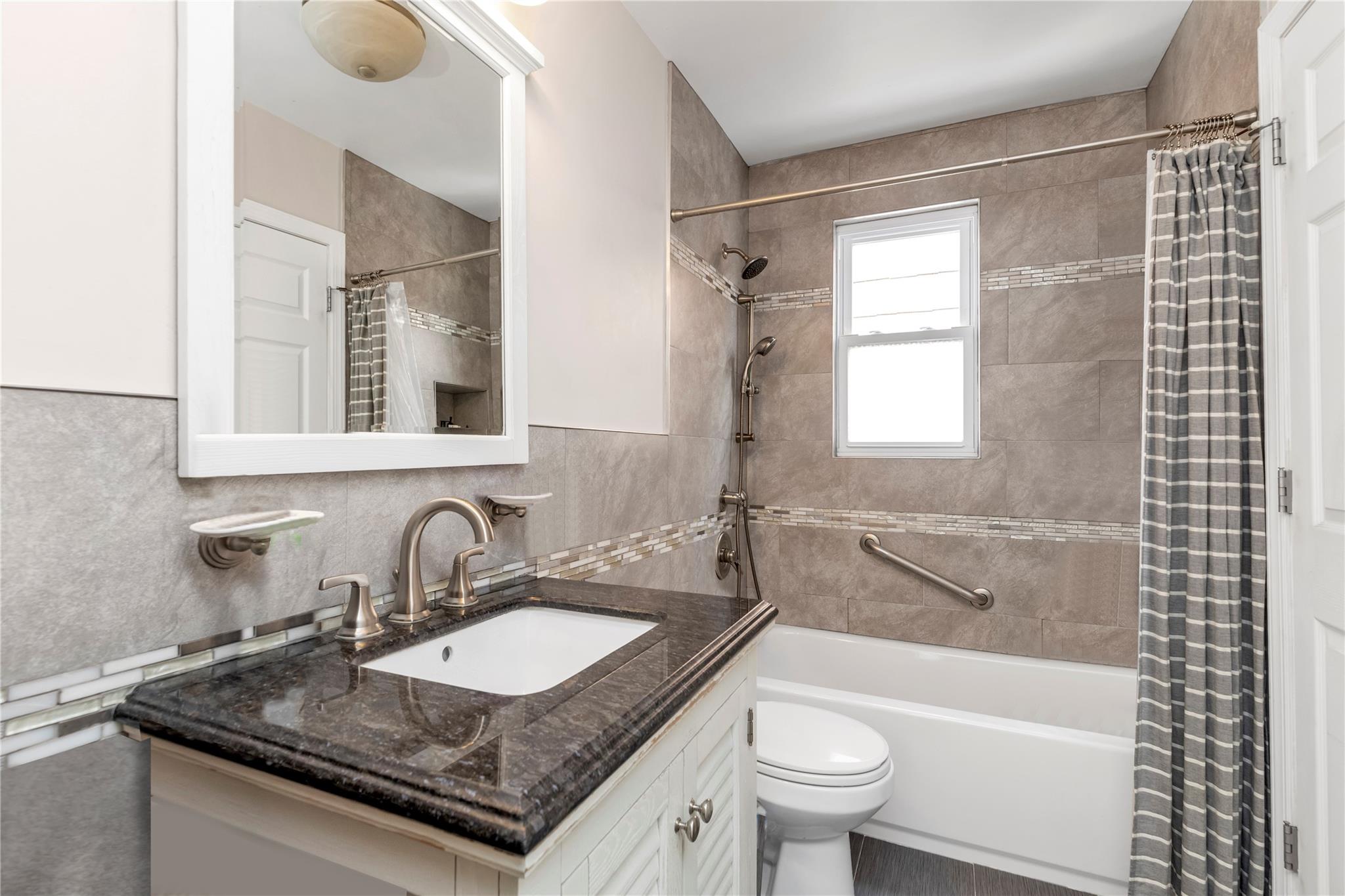 149-32 18th Avenue, Whitestone, New York image 13