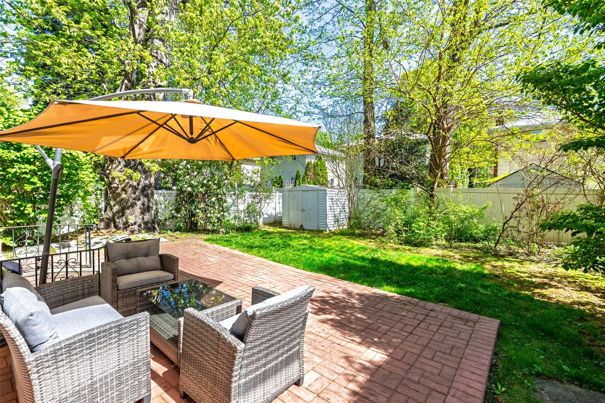 38 Corchaug Avenue, Port Washington, New York image 24