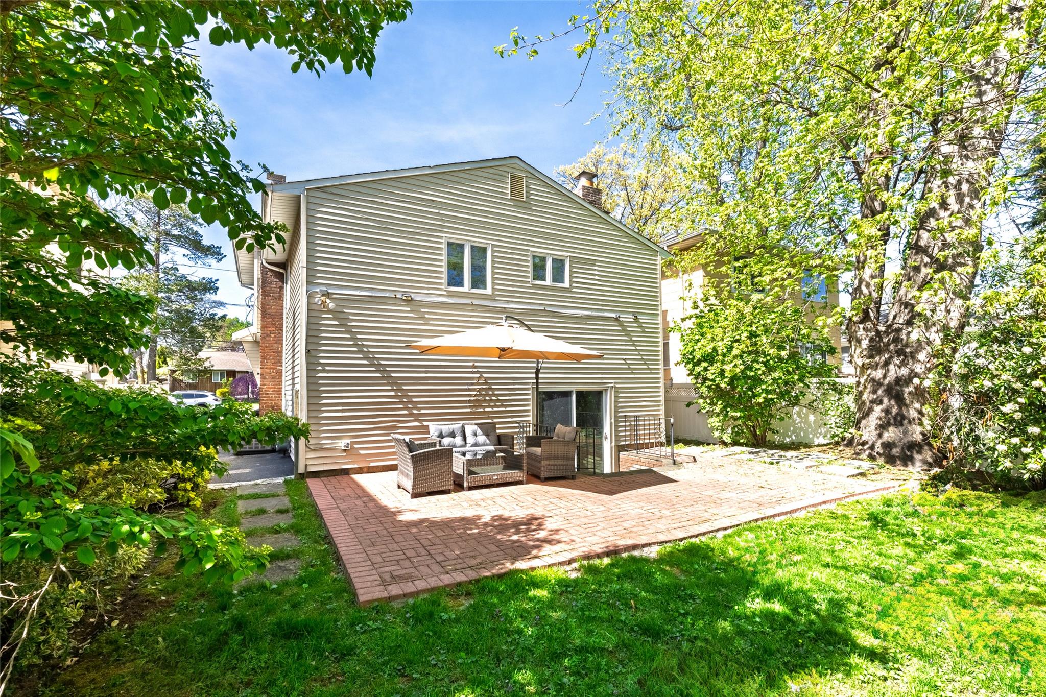38 Corchaug Avenue, Port Washington, New York image 23