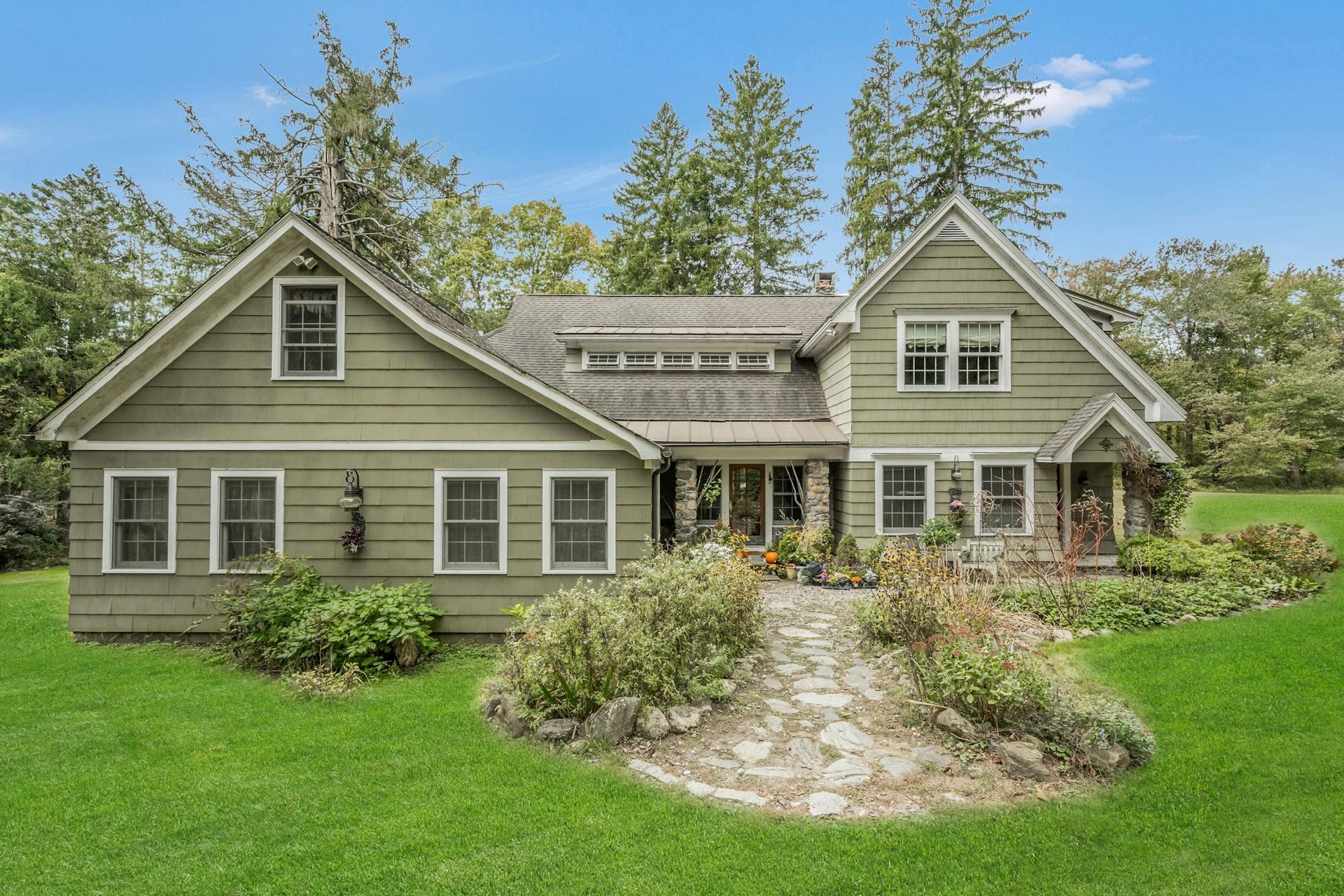 209 Hardscrabble Road, North Salem, New York image 1