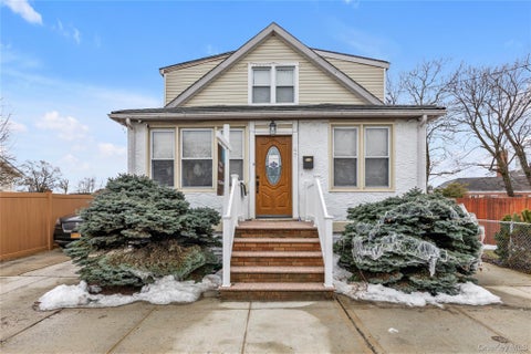 Homes For Sale - 47 Murray Hill Street<br/> Elmont, NY 11003