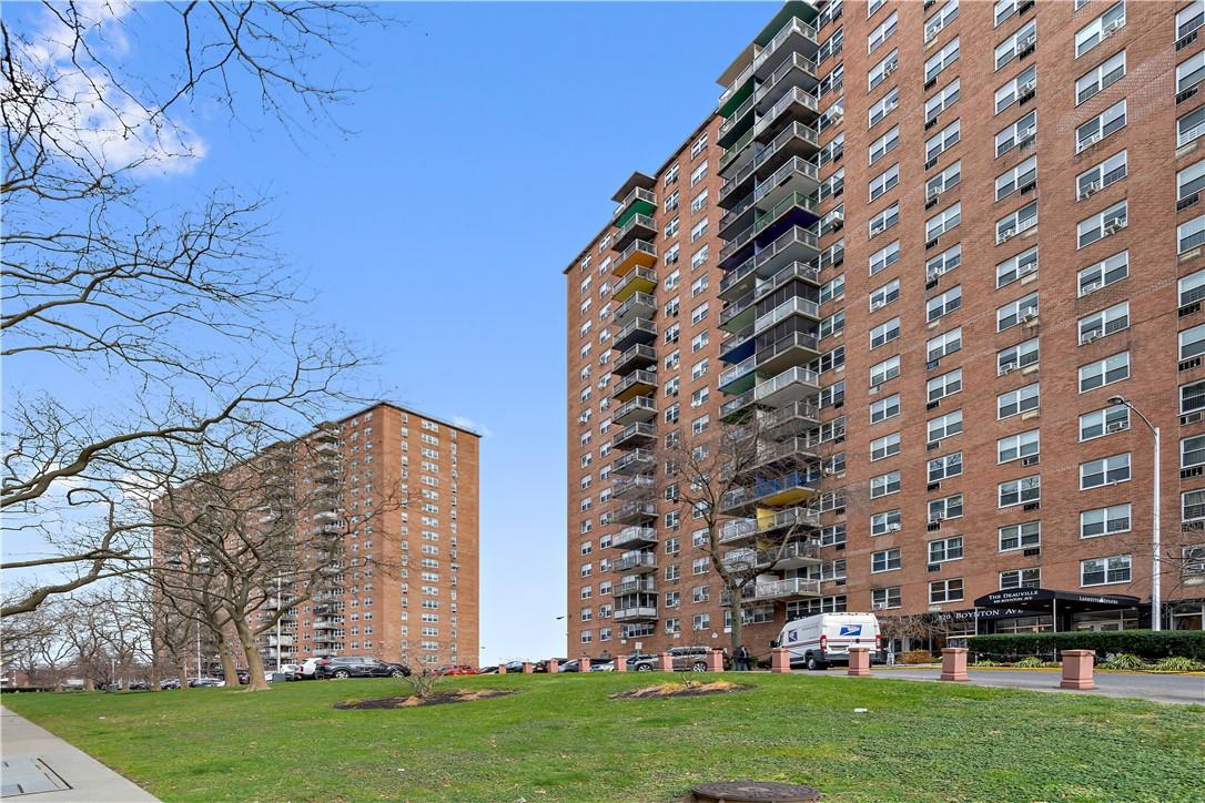 880 Boynton Avenue #8F, Bronx, New York image 22