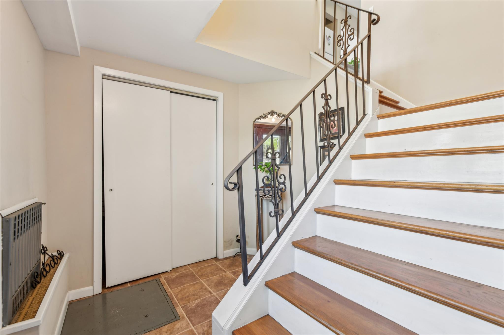 7 Avenue B, Locust Valley, New York image 5