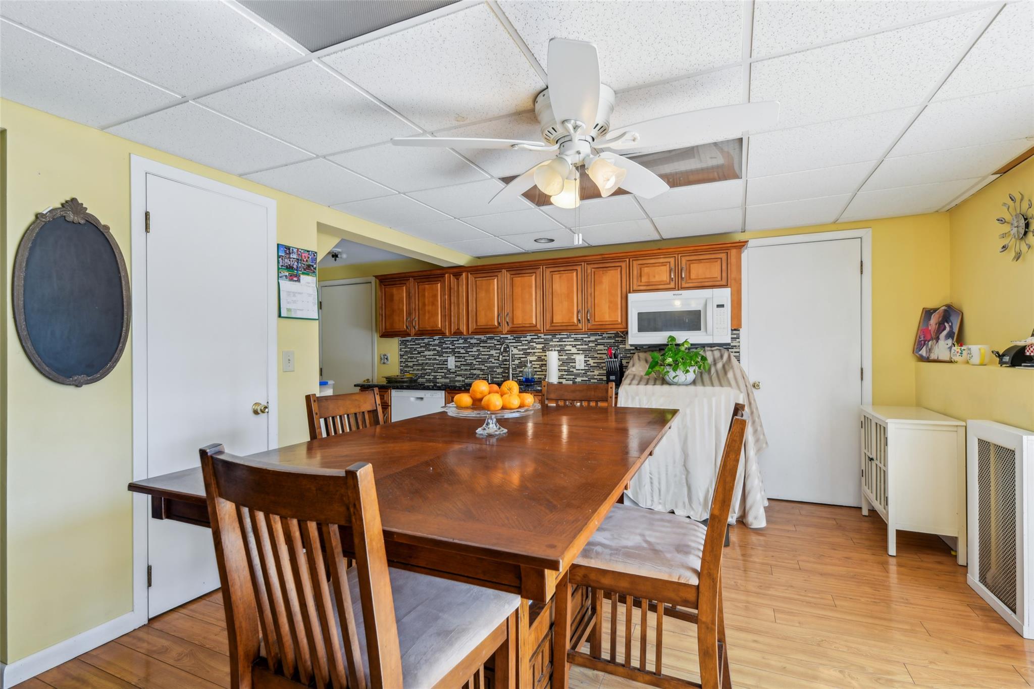 7 Avenue B, Locust Valley, New York image 24