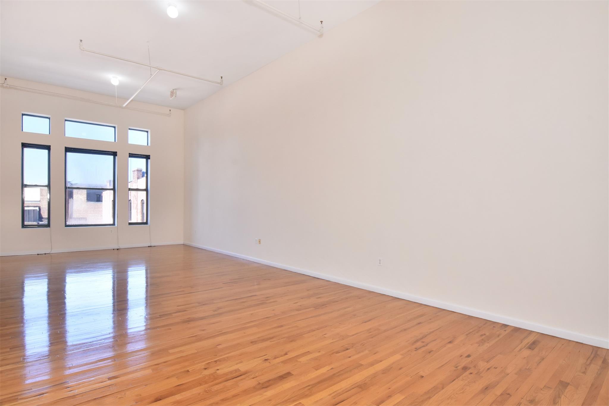 12 n broadway 4a