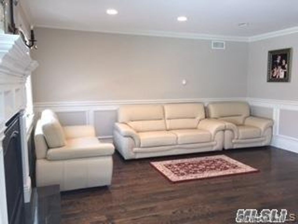 Photo of 48-15 Overbrook Street, Douglaston, NY 11362 (MLS # 956292)