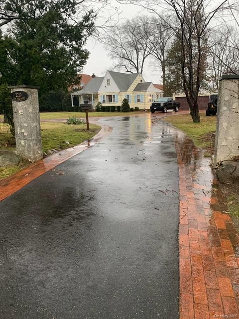 Multifamily For Sale - 2210 New York Avenue<br/> Suffolk County, Huntington Station, NY 11746
