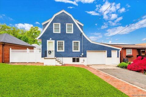 211 Bowne Street Bronx NY 10464