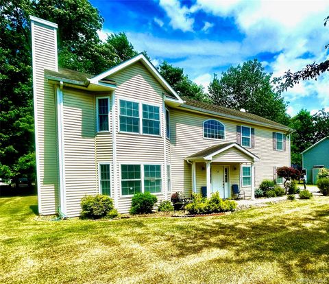 Homes For Sale - 24 3rd Street<br/> Orange County, Middletown, NY 10940