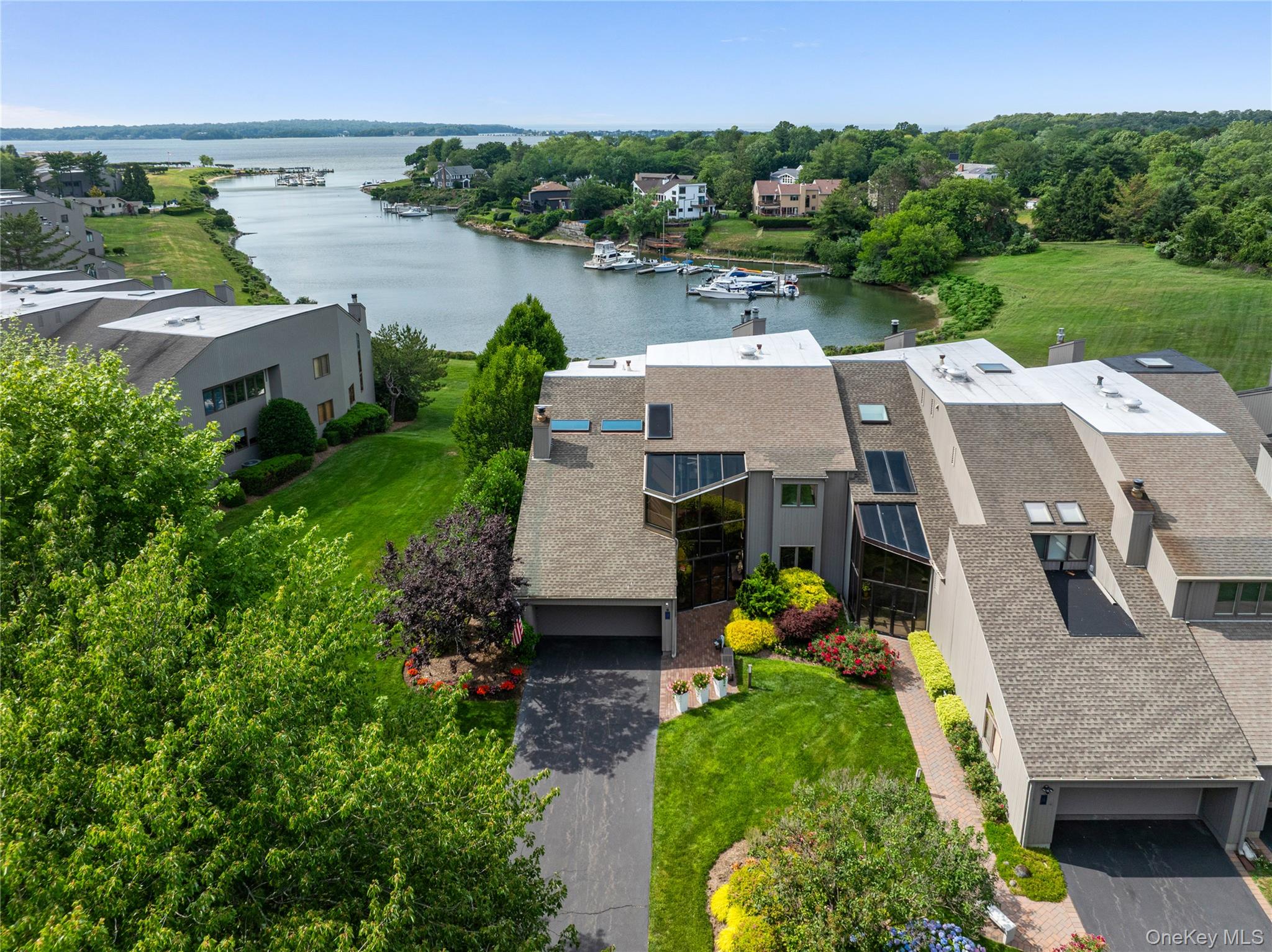 15 Harbour Point Drive
