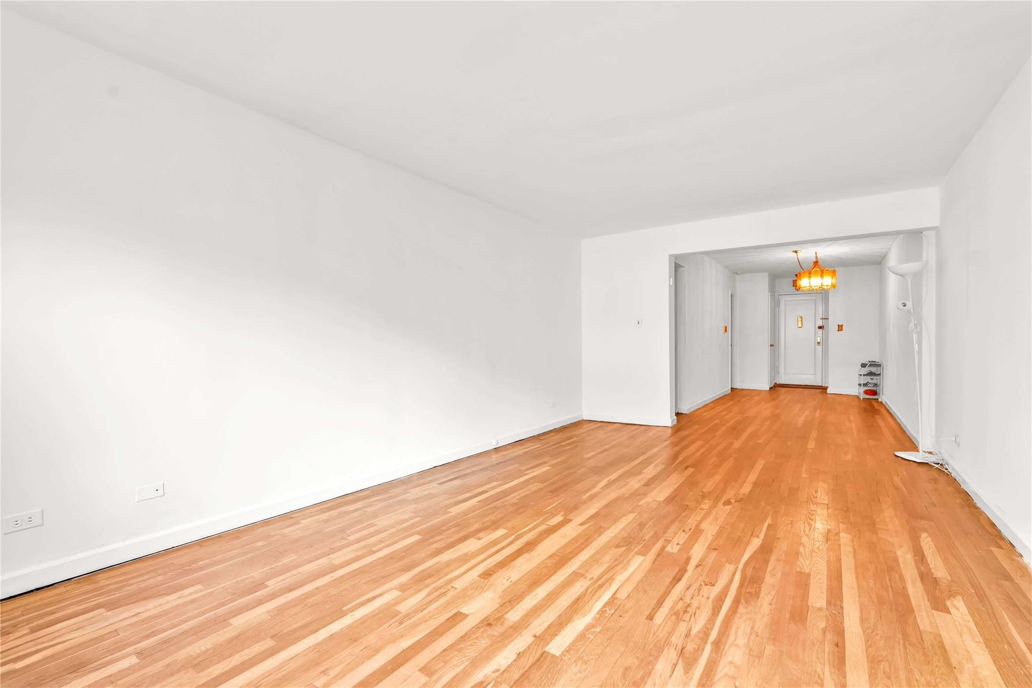 44-69 Kissena Boulevard #4, Flushing, New York image 3
