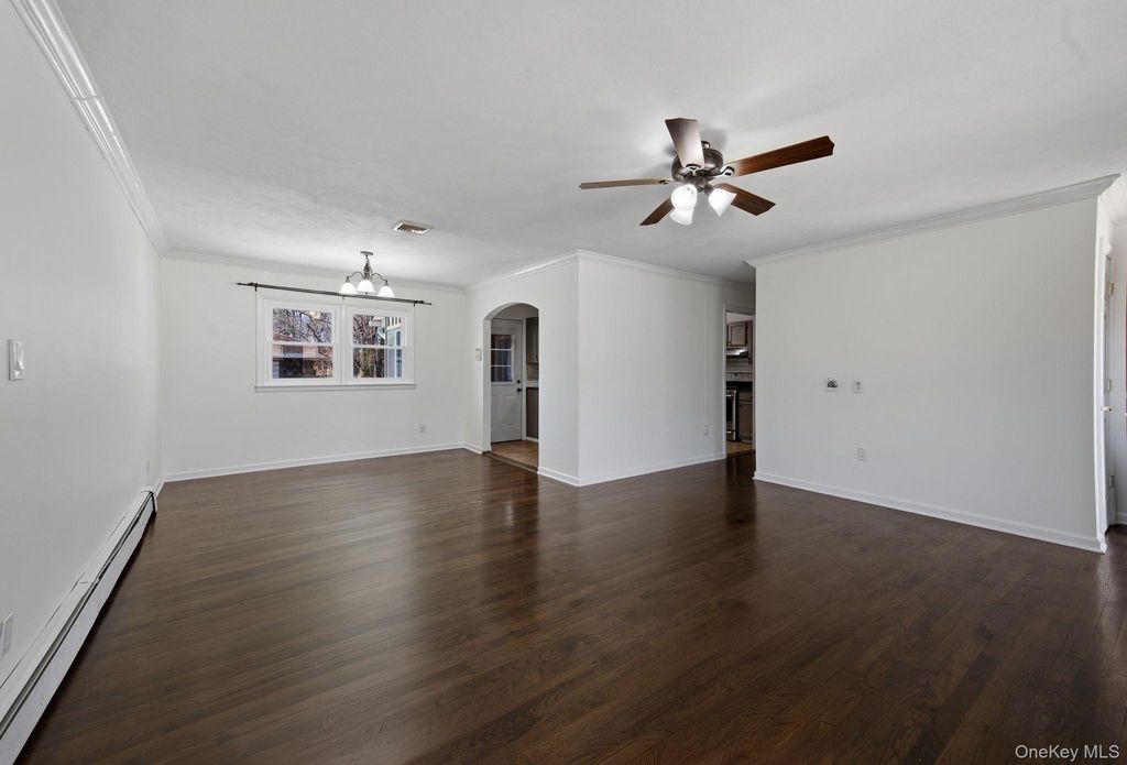 Photo of 310 Jamaica Avenue, Medford, NY 11763 (MLS # 984237)