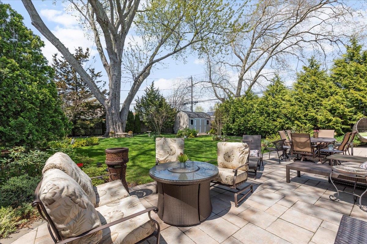 6 Nancy Lane, Hicksville, New York image 26