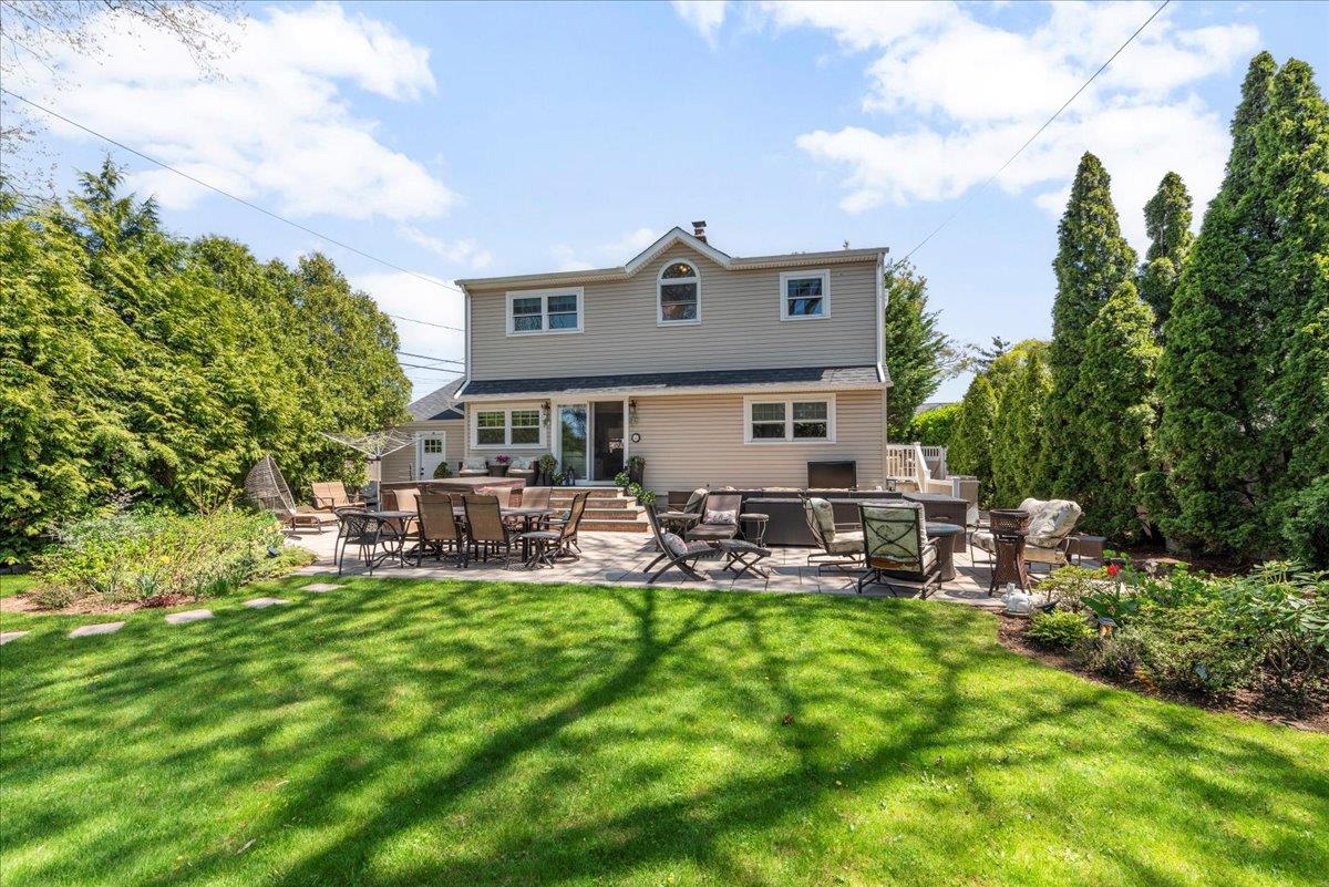 6 Nancy Lane, Hicksville, New York image 29