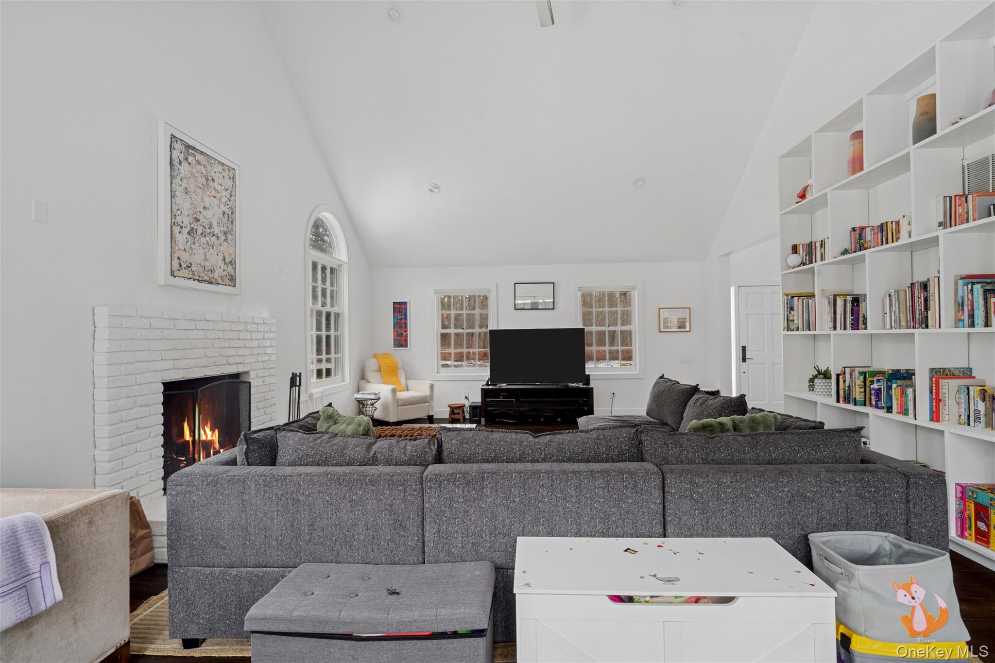 1008 Middle Line Hwy