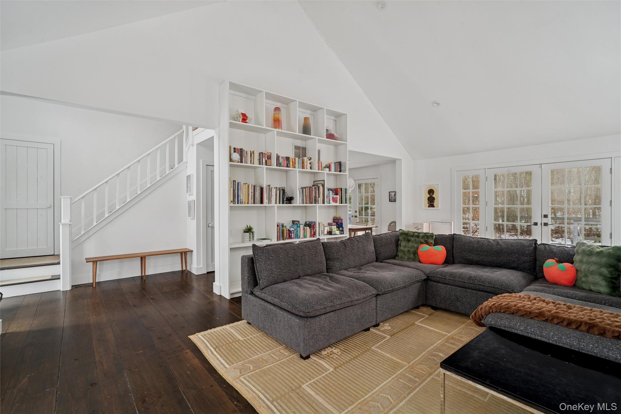 1008 Middle Line Hwy