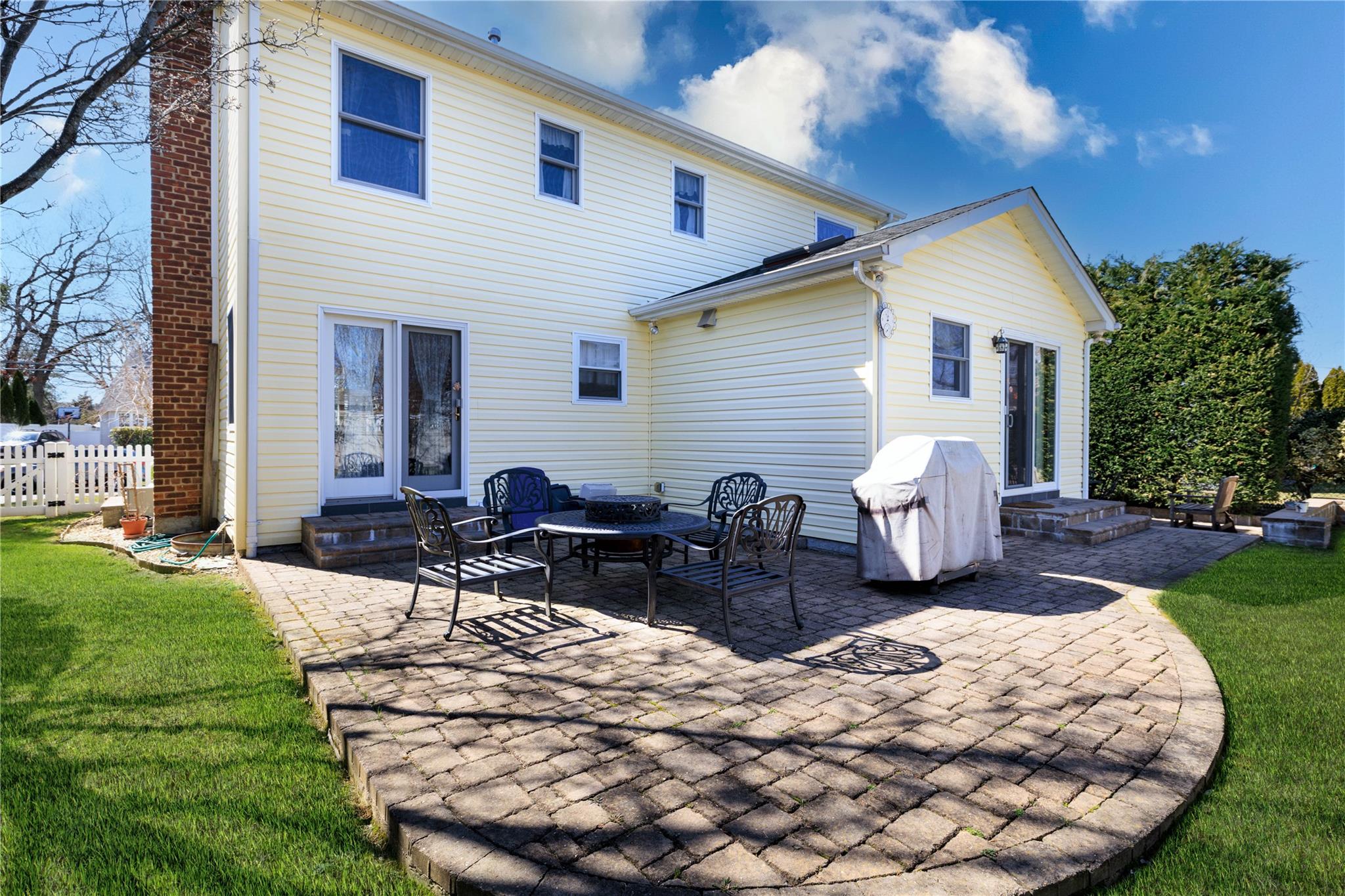 18 Bretton Road, New Hyde Park, New York image 28