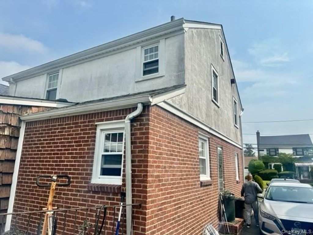 Photo of 63 Elmwood Avenue, Hempstead, NY 11550 (MLS # 941434)