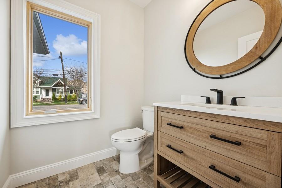 148 S 5th Street, Lindenhurst, New York image 20