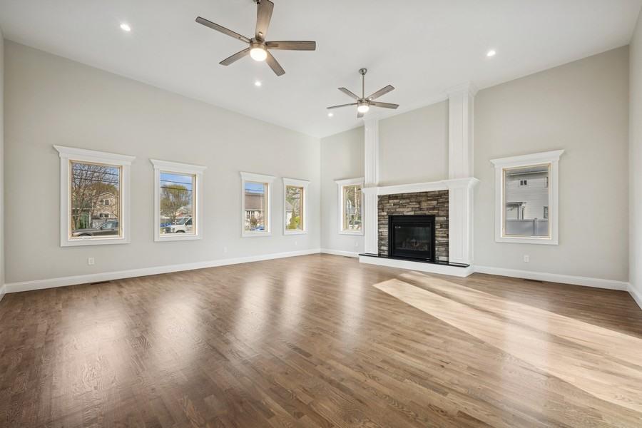 148 S 5th Street, Lindenhurst, New York image 16