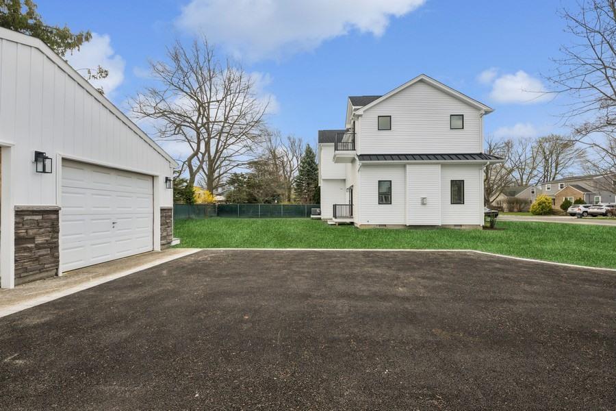 148 S 5th Street, Lindenhurst, New York image 42