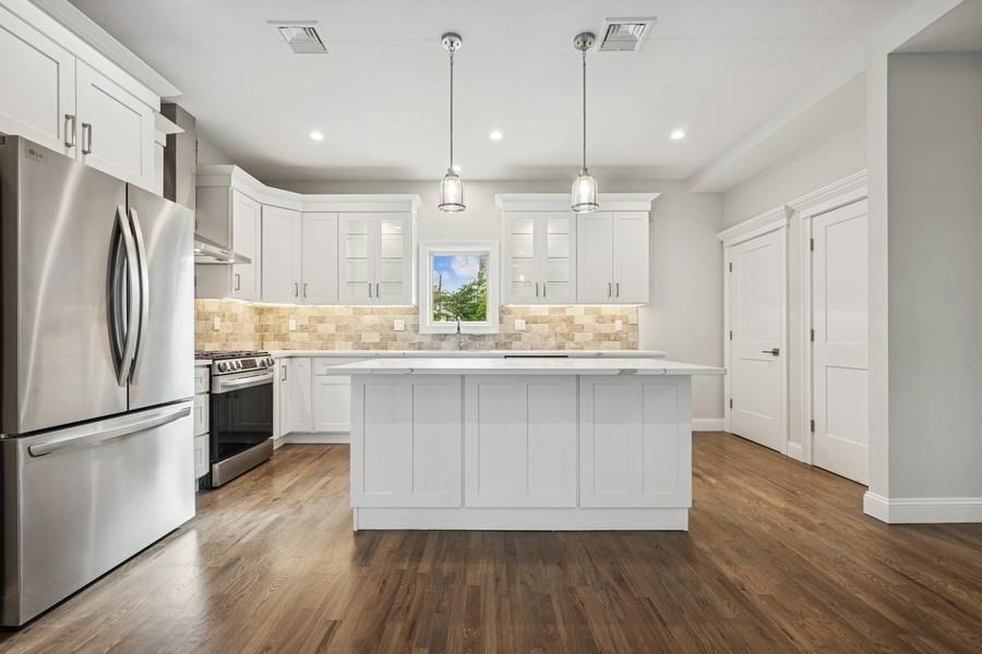 148 S 5th Street, Lindenhurst, New York image 8