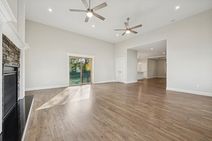 148 S 5th Street, Lindenhurst, New York image 19