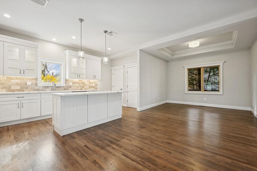 148 S 5th Street, Lindenhurst, New York image 9
