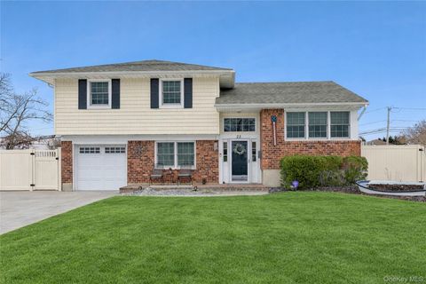 Homes For Sale - 23 Cynthia Lane<br/> East Islip, NY 11730
