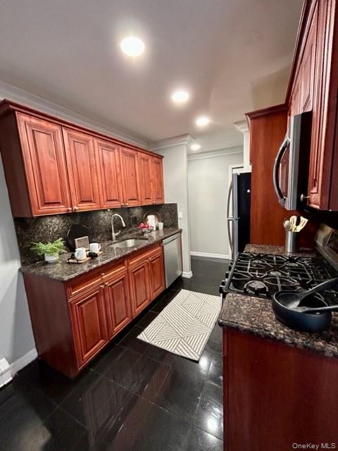 1750 W Main Street C08