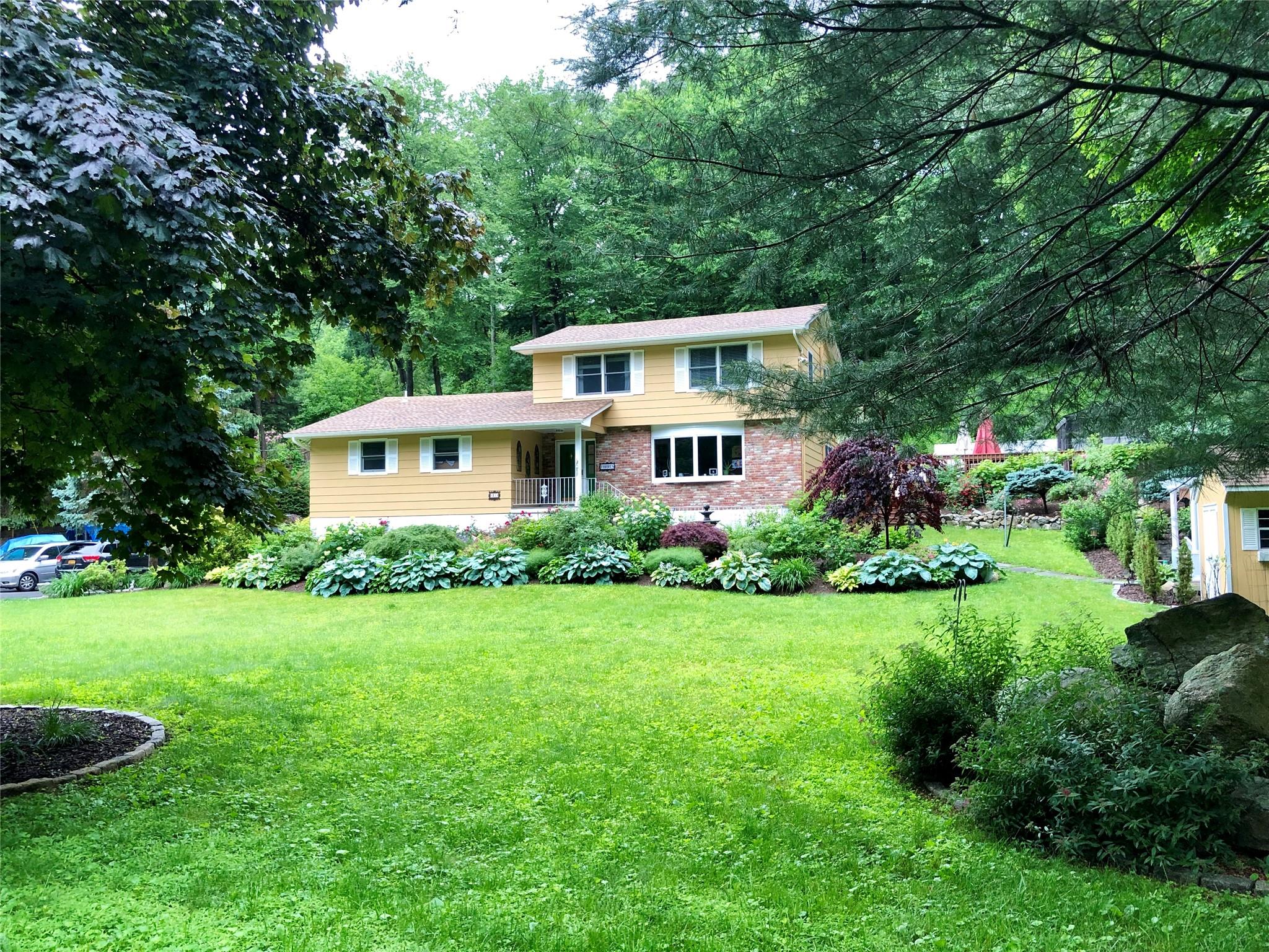 31 Knollwood Lane, Cold Spring, New York image 1