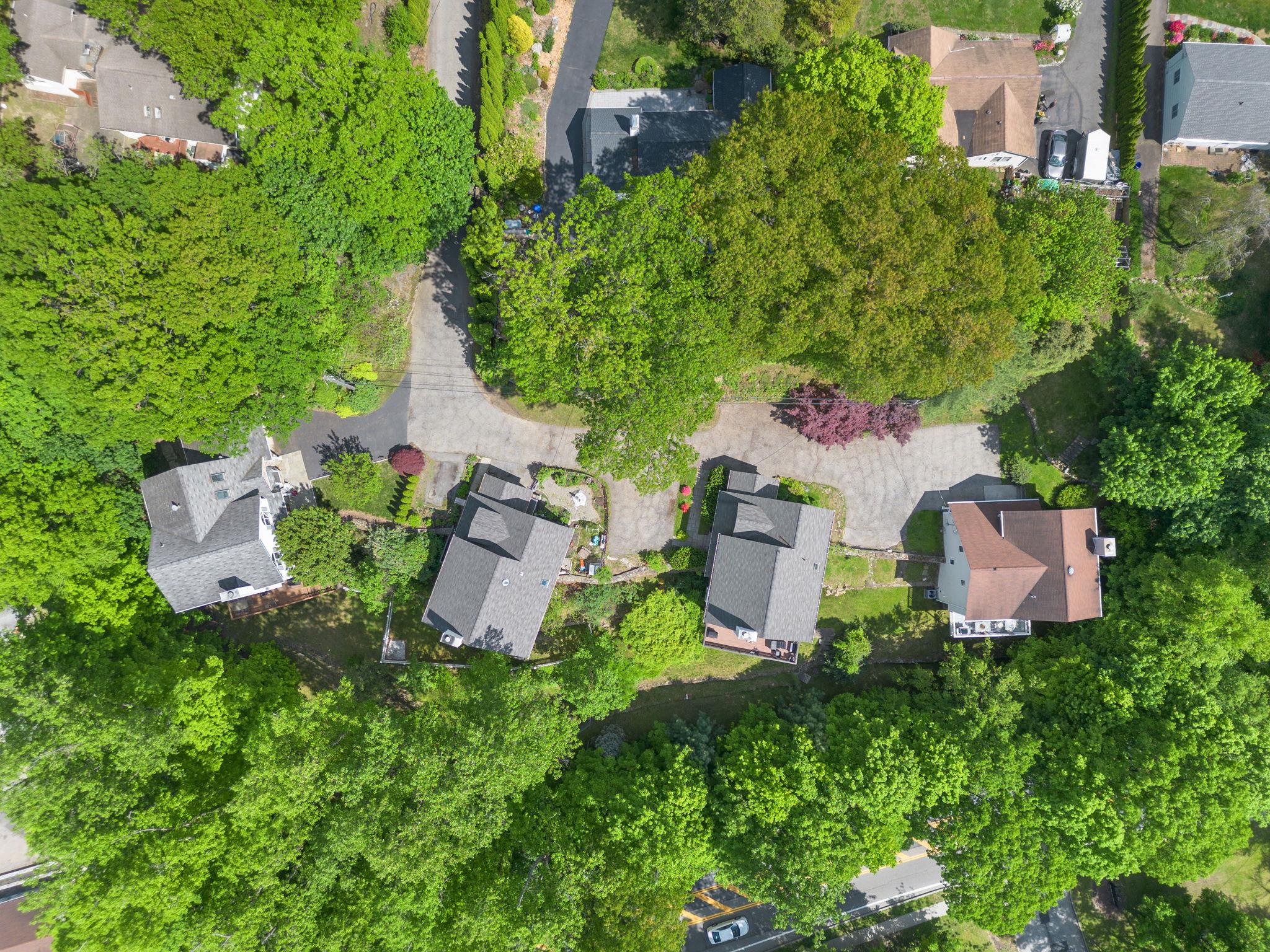 11C Piping Rock Drive, Ossining, New York image 31