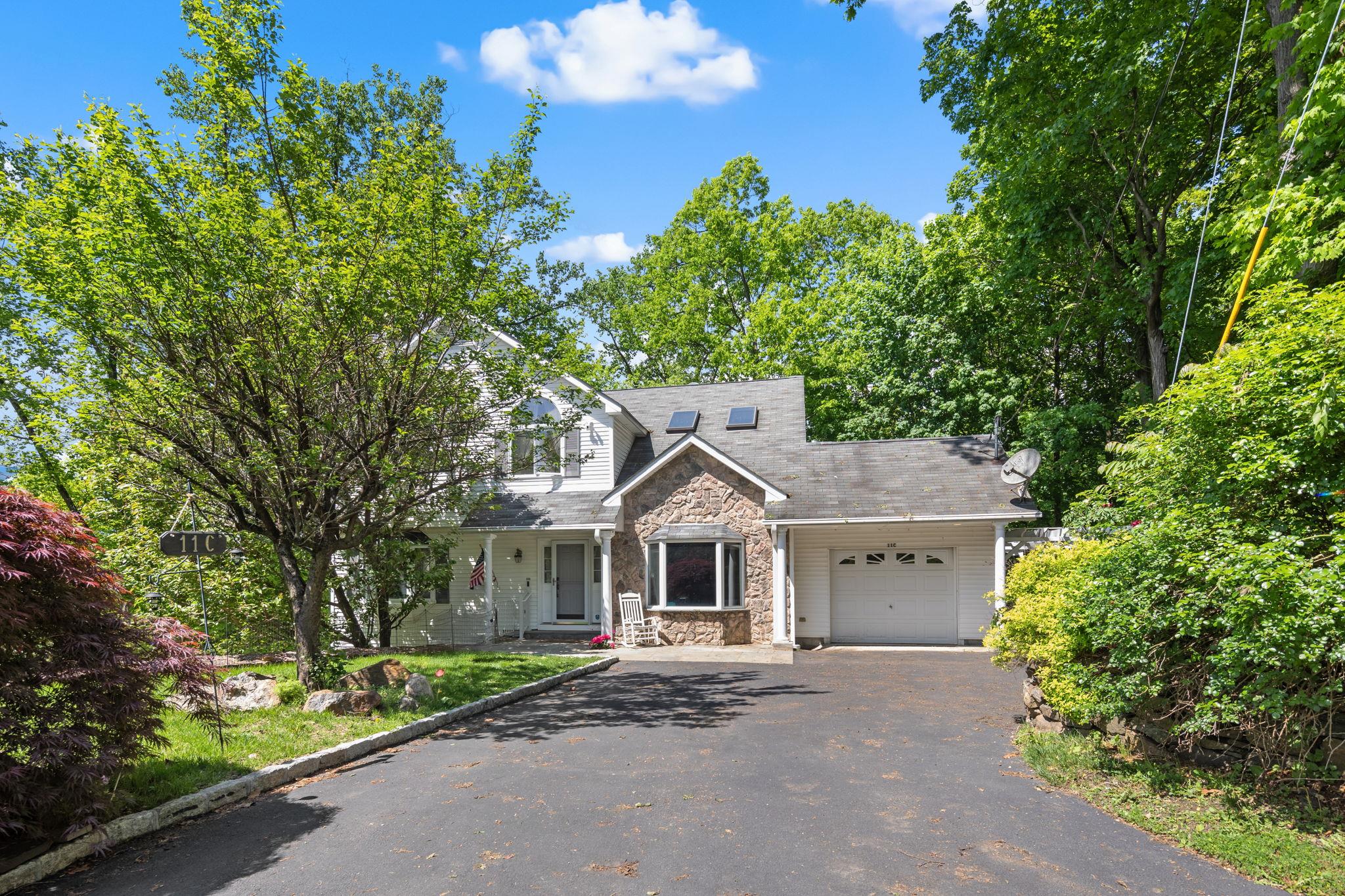 11C Piping Rock Drive, Ossining, New York image 1