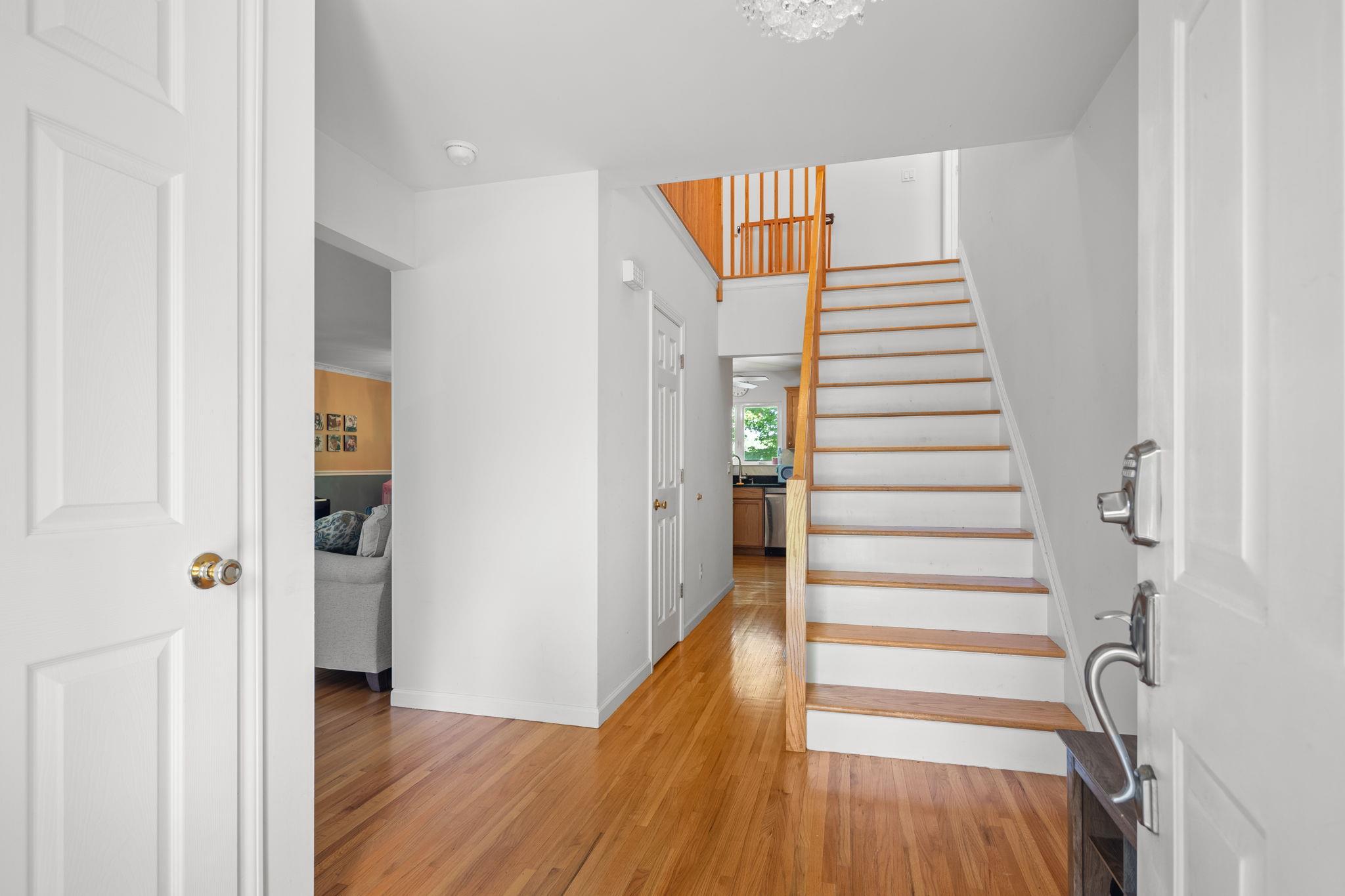 11C Piping Rock Drive, Ossining, New York image 4