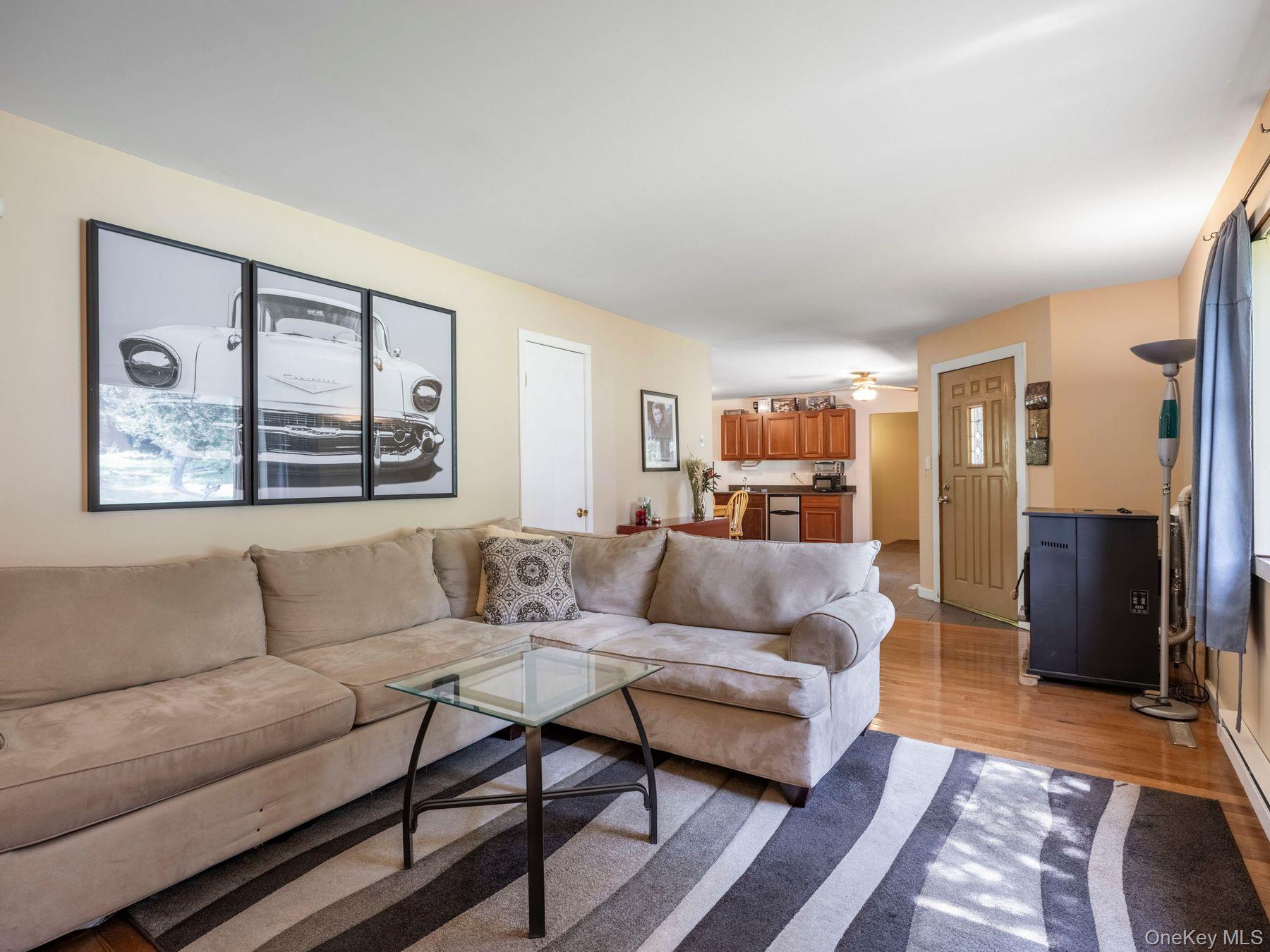 98 S Lincoln Drive