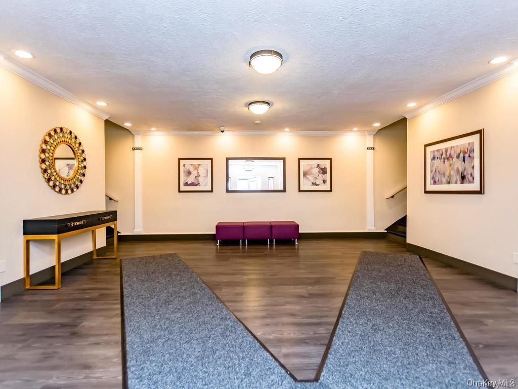 Photo of 7 Balint Drive #625, Yonkers, NY 10710 (MLS # H6269596)