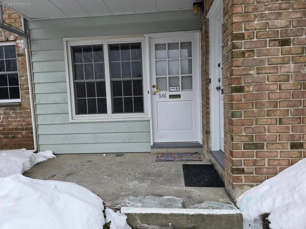 Photo of 1840 Crompond Road #9A6, Peekskill, NY 10566 (MLS # 960574)