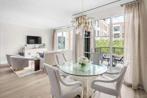 Condo For Sale - 100 Garvies Point Road #1102<br/> Nassau County, Glen Cove, NY 11542